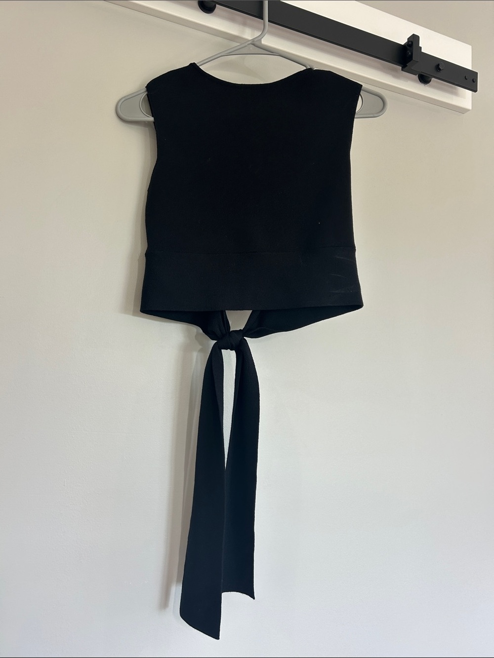 Wild Fable Sleeveless Tie-Back Crop Top